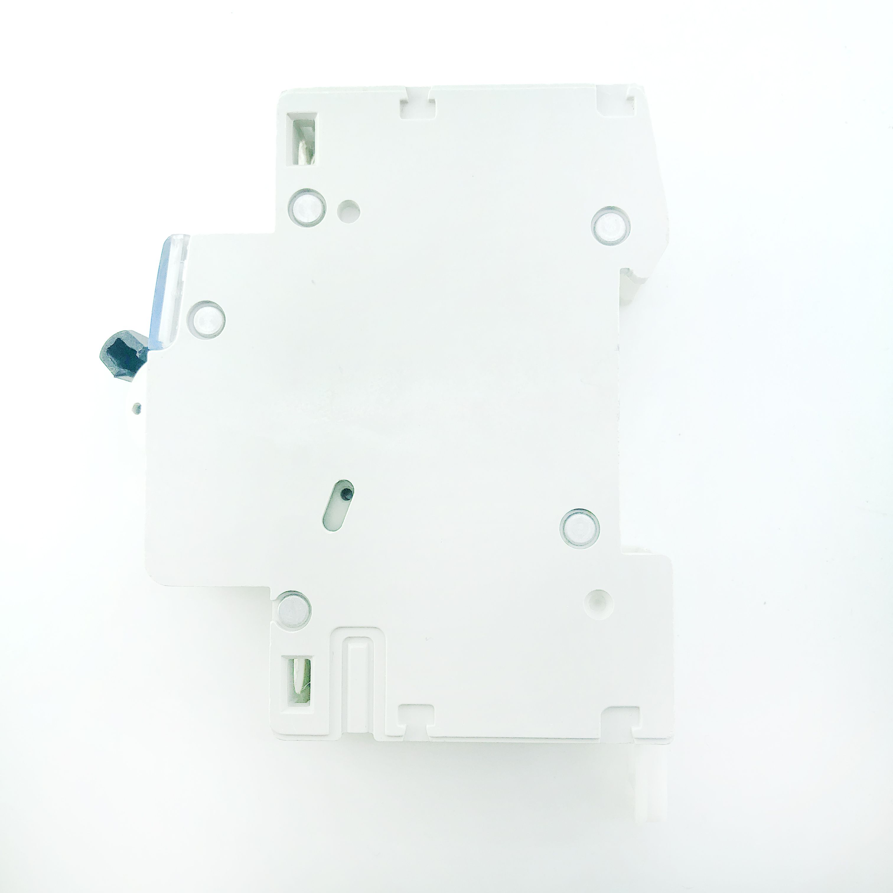 Legrand LEG93903 - Spina in plastica 2P + T 16 A, con anello di estrazione, colore: Bianco