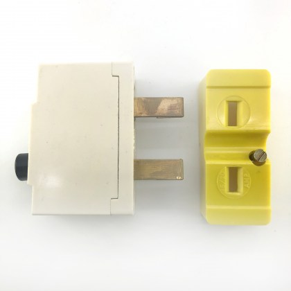 Wylex Yellow Push Button Plug In 20A 20 Amp With Base Carrier MCB Circuit Breaker Type M2