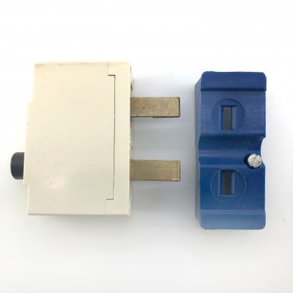 Wylex Blue Push Button Plug In 15A 15 Amp With Base Carrier MCB Circuit Breaker Type M2