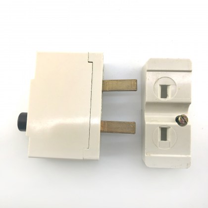 Wylex White Push Button Plug In 5A 5 Amp With Base Carrier MCB Circuit Breaker Type M1